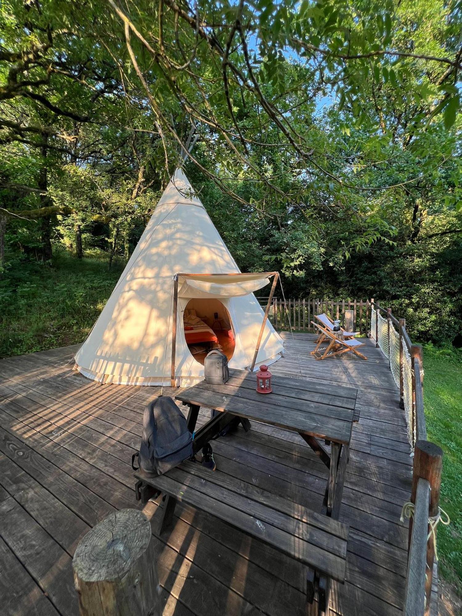 Le Tipi A Marie, Deconnectez- Vous !!! Hotel Cambounes Ngoại thất bức ảnh